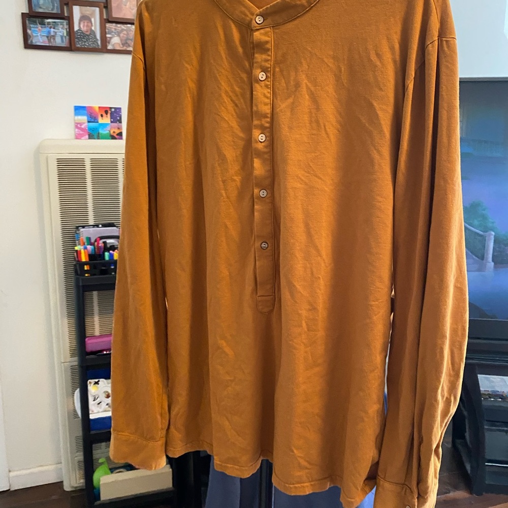 Long sleeve shirt